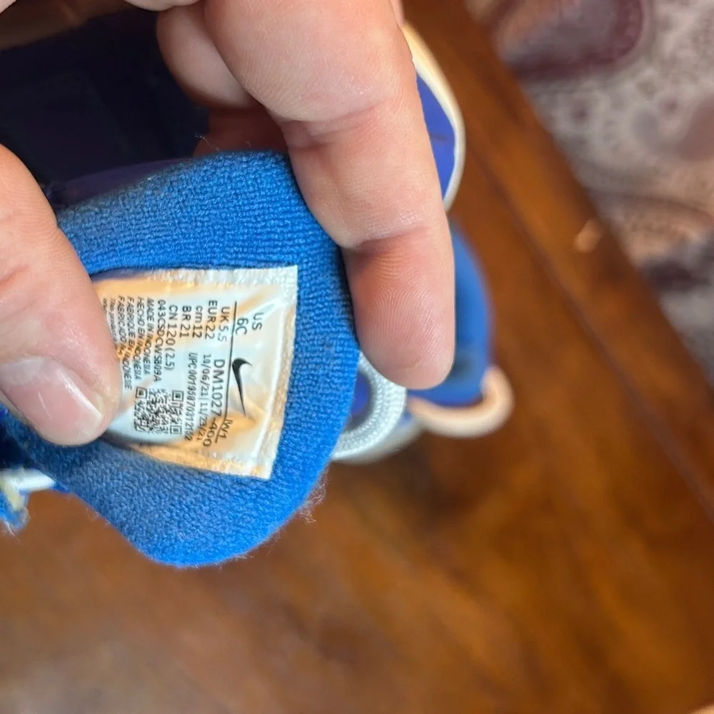 Nike Kids Royal Blue and White Sneakers